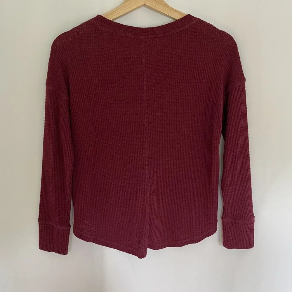 Old Navy sz L kids red waffle‎ knit faux buttons front tie long sleeved sweater
